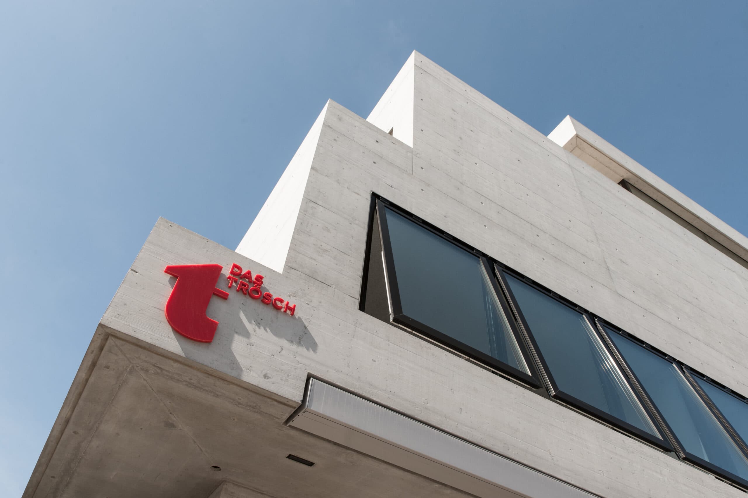DAS TRÖSCH Fassade